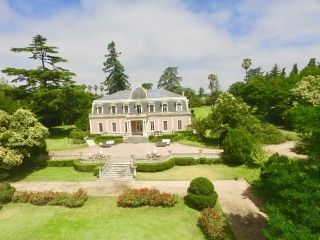Un palacete del SXIX con un gran jardín botánico a diz minutos de la frontera entre España y Portugal
