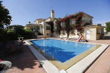 Una gran casa con vistas al campo de golf de Vista Hermosa - El Puerto de Santa María