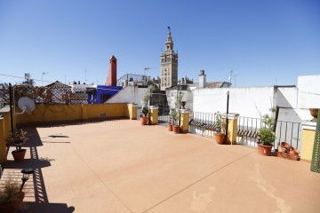 Casa de lujo en la calle Abades de Sevilla 1