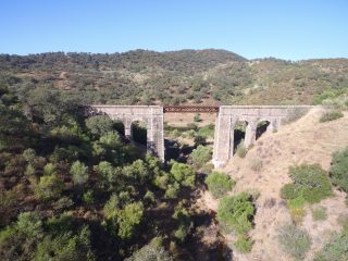 Dehesa de 153 has. junto al pantano de La Minilla, a 1 h corta de Sevilla
