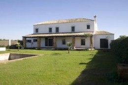 Luxury_property_cortijo_hacienda_Seville_Andalusia_Spain 1