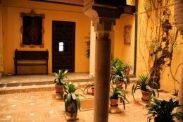 Luxury_villa_premium_property_patio_house_Seville_Andalusia_Spain 1